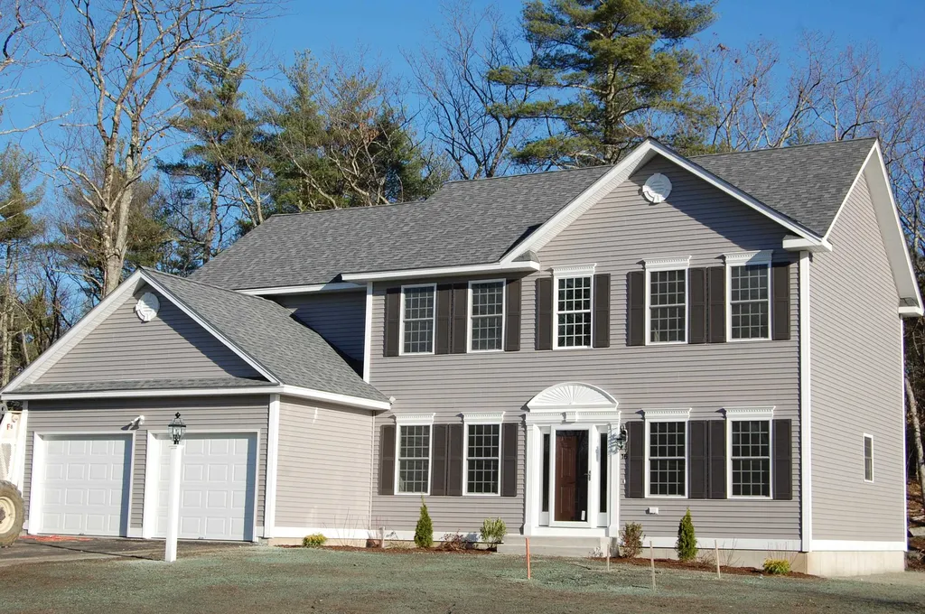 16 Huntington Ridge Road Bedford NH 03110