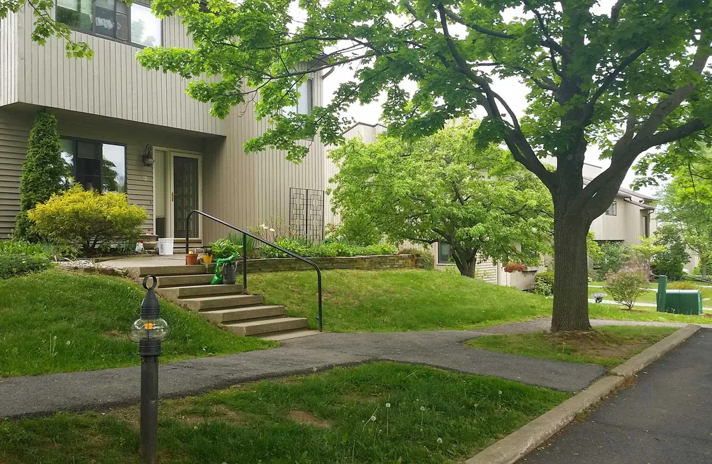 18 Arlington Green South Burlington VT 05403