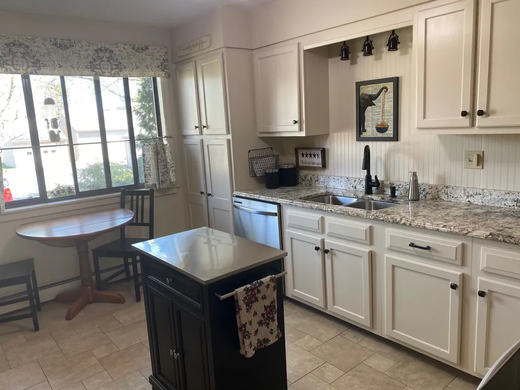 18 Arlington Green South Burlington VT 05403