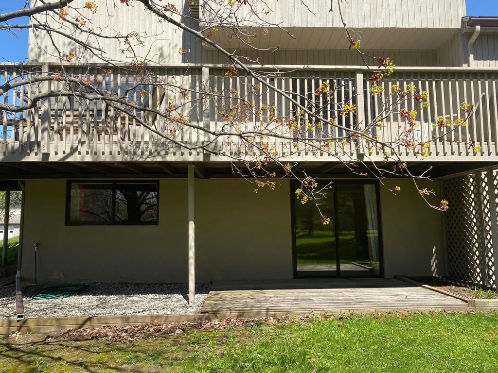 18 Arlington Green South Burlington VT 05403
