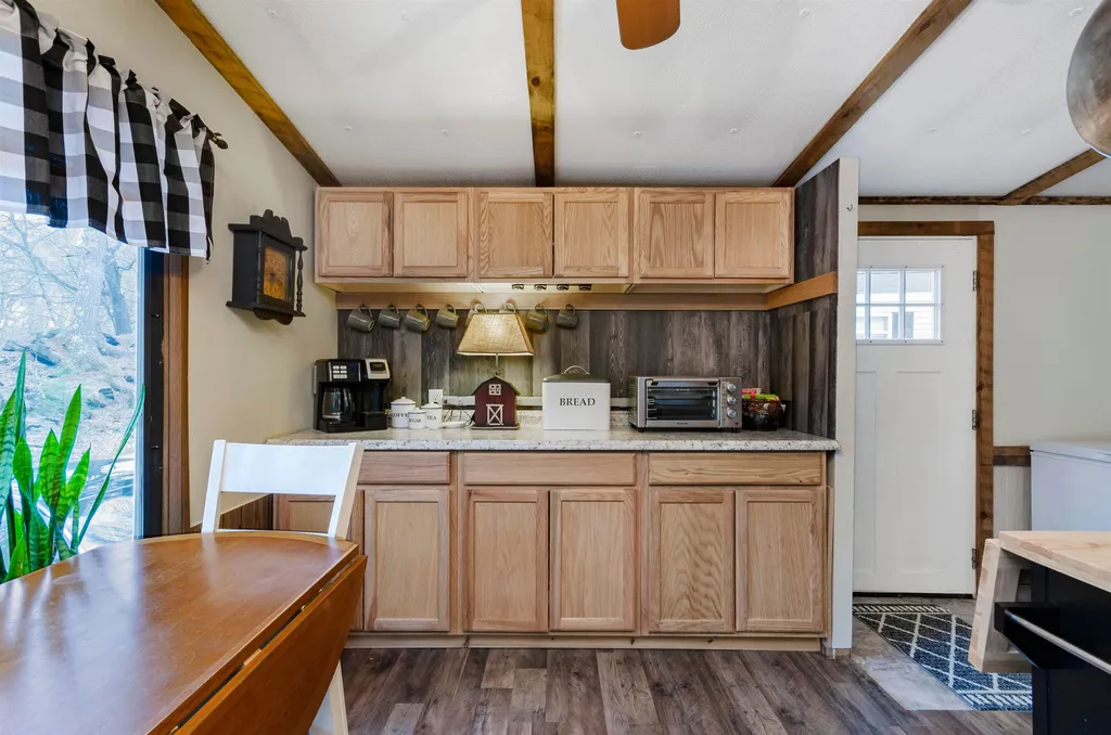 10 Pine Knoll Lane Lee NH 03861