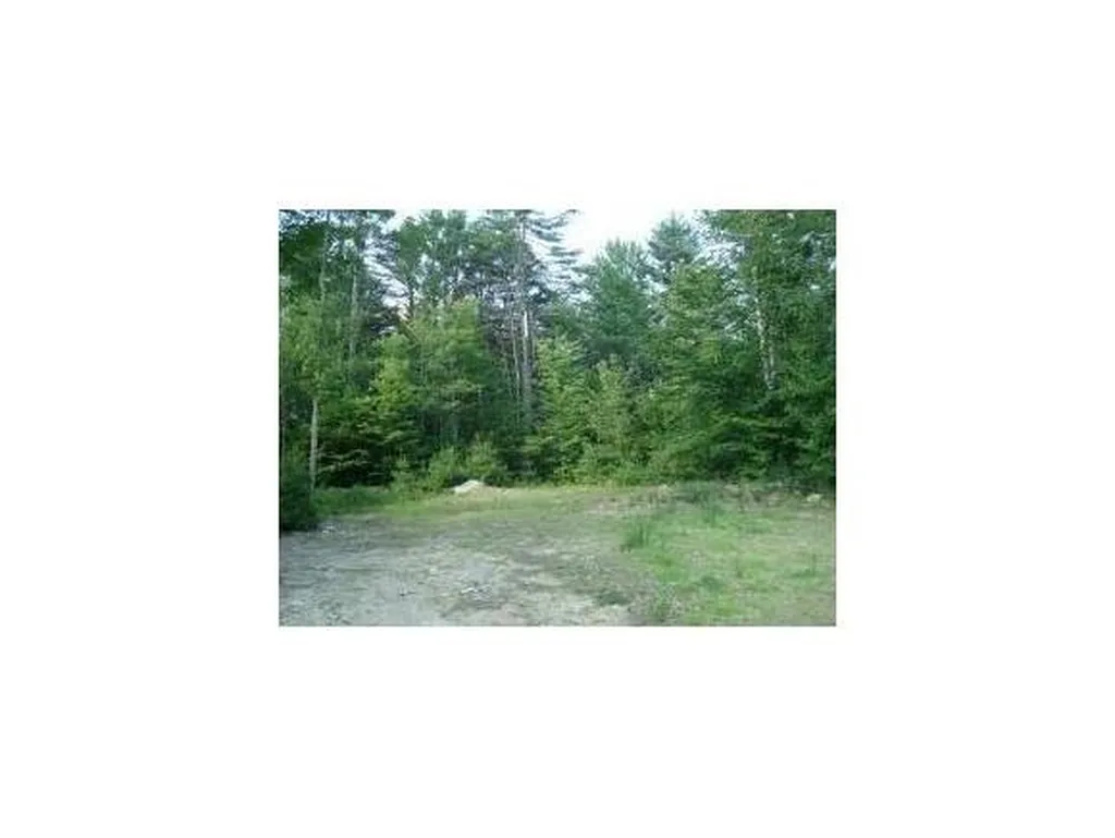 10 Hawthorne Road Ossipee NH 03864