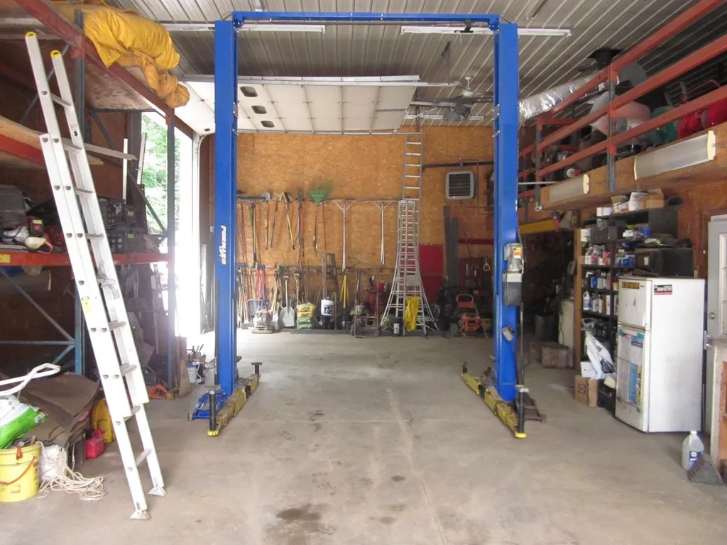 891 Whittier Highway Moultonborough NH 03254