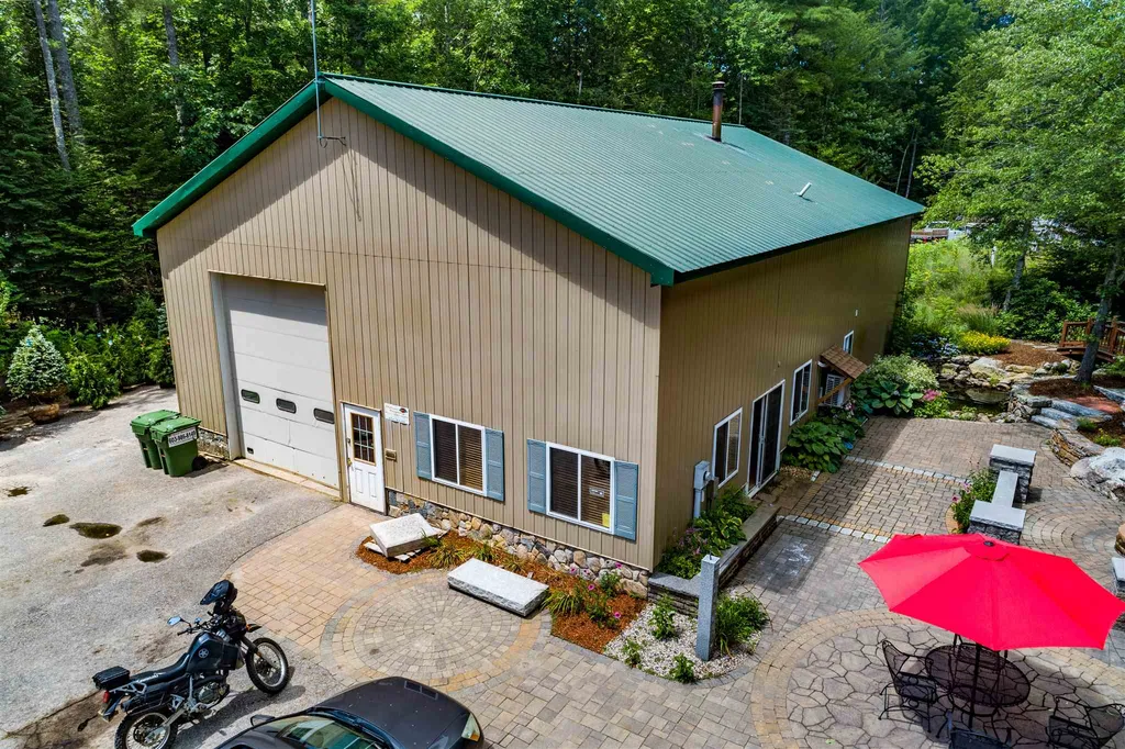 891 Whittier Highway Moultonborough NH 03254