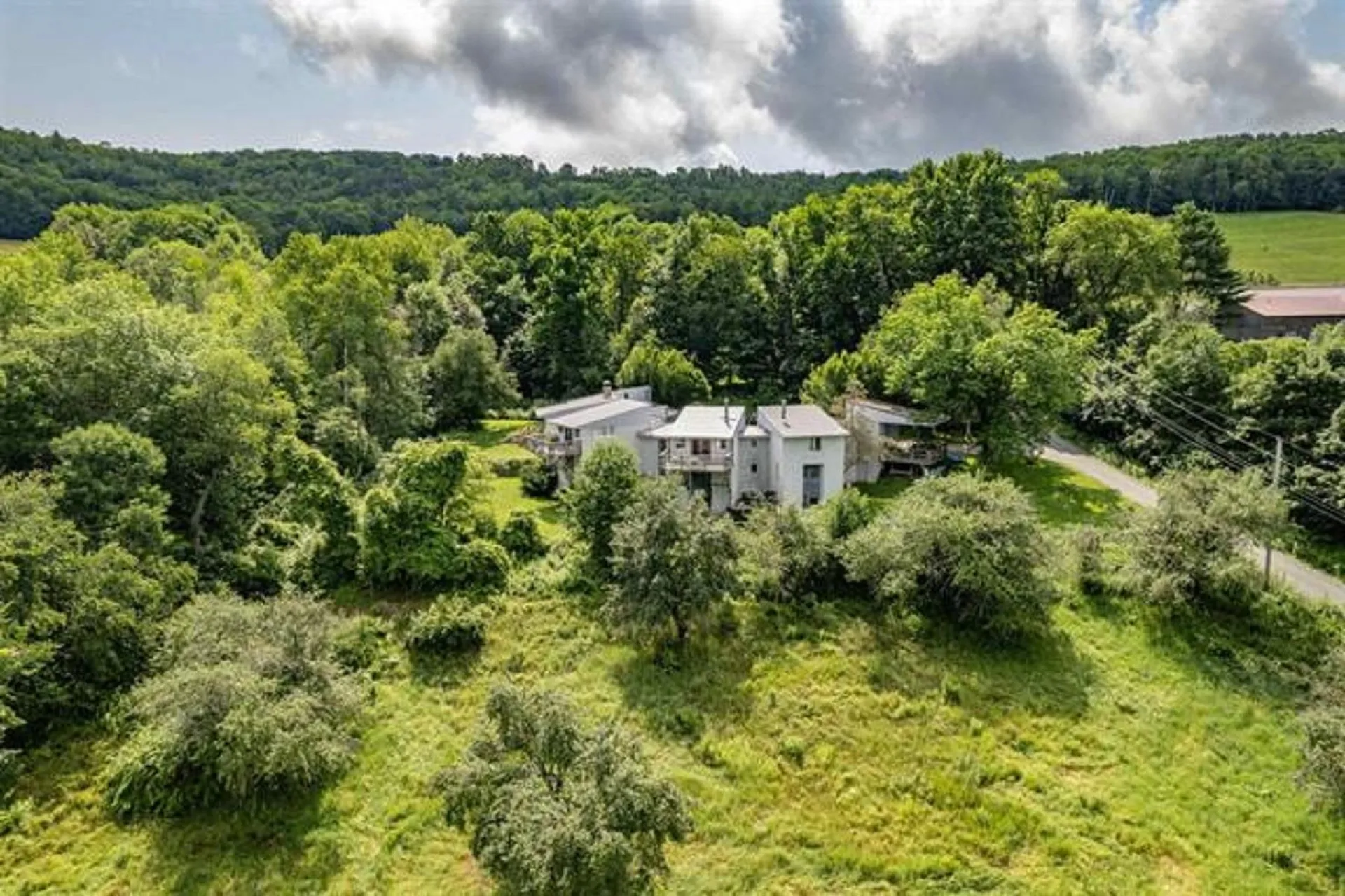 148 East Hill Road Woodstock VT 05071
