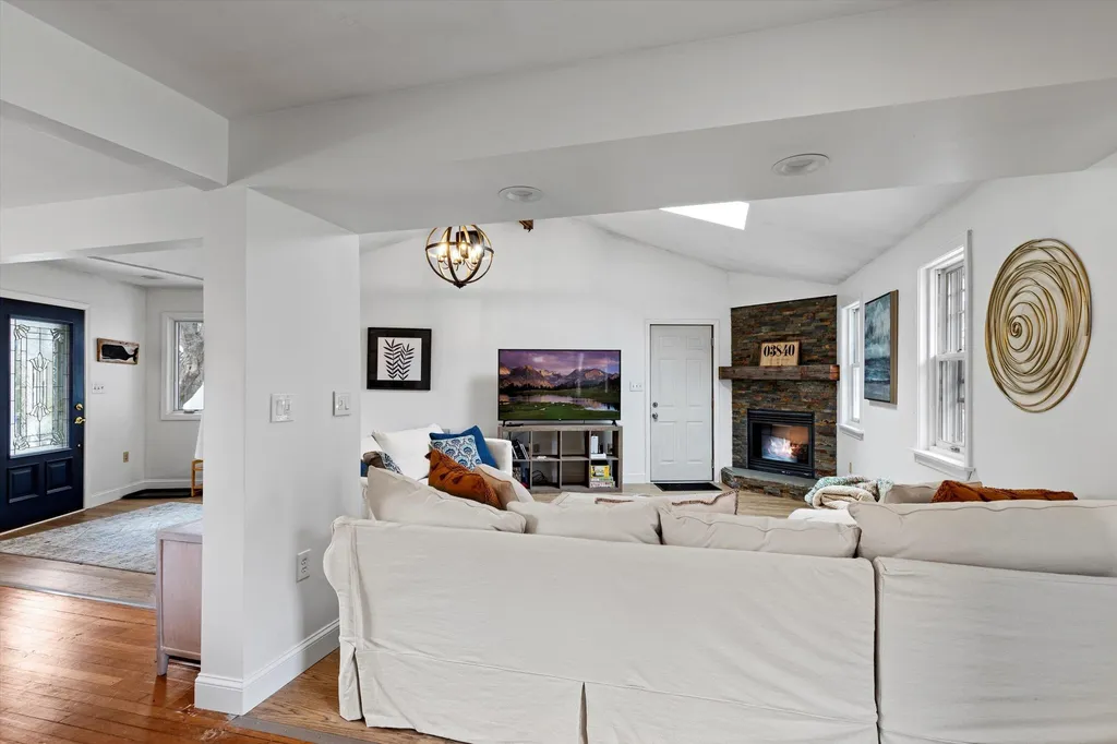 15 Ocean Road Greenland NH 03840