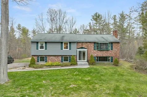 11 Fogg Drive Durham NH 03824