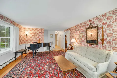 11 Fogg Drive Durham NH 03824