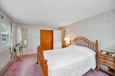 11 Fogg Drive Durham NH 03824
