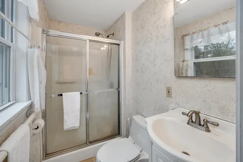 11 Fogg Drive Durham NH 03824