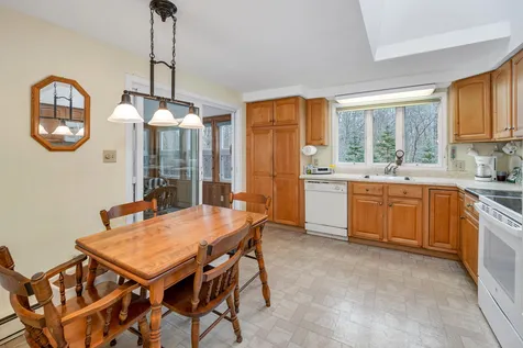 11 Fogg Drive Durham NH 03824