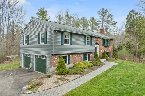 11 Fogg Drive Durham NH 03824