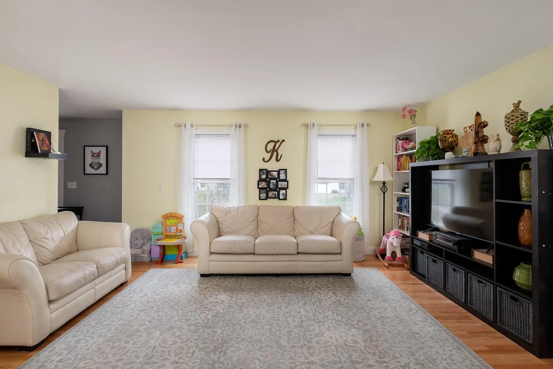 33 Pond Road Raymond NH 03077