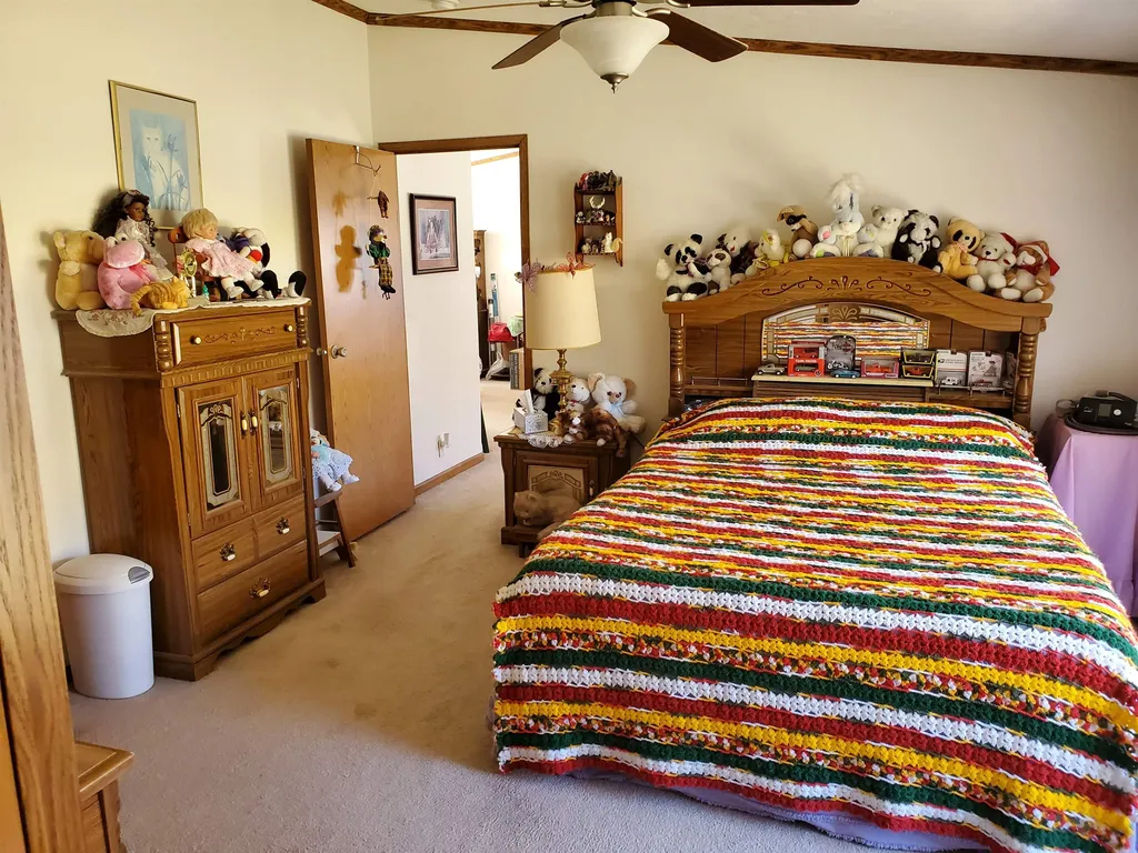 9 James Road Fremont NH 03044