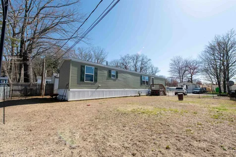 52 Longmeadow Drive Concord NH 03301