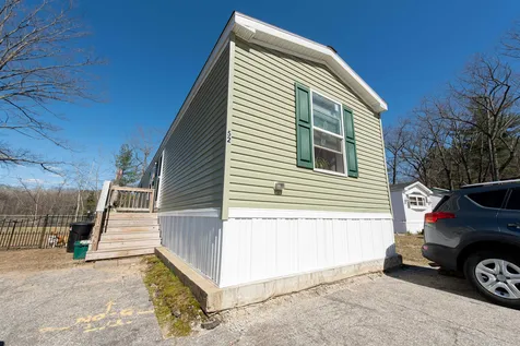 52 Longmeadow Drive Concord NH 03301