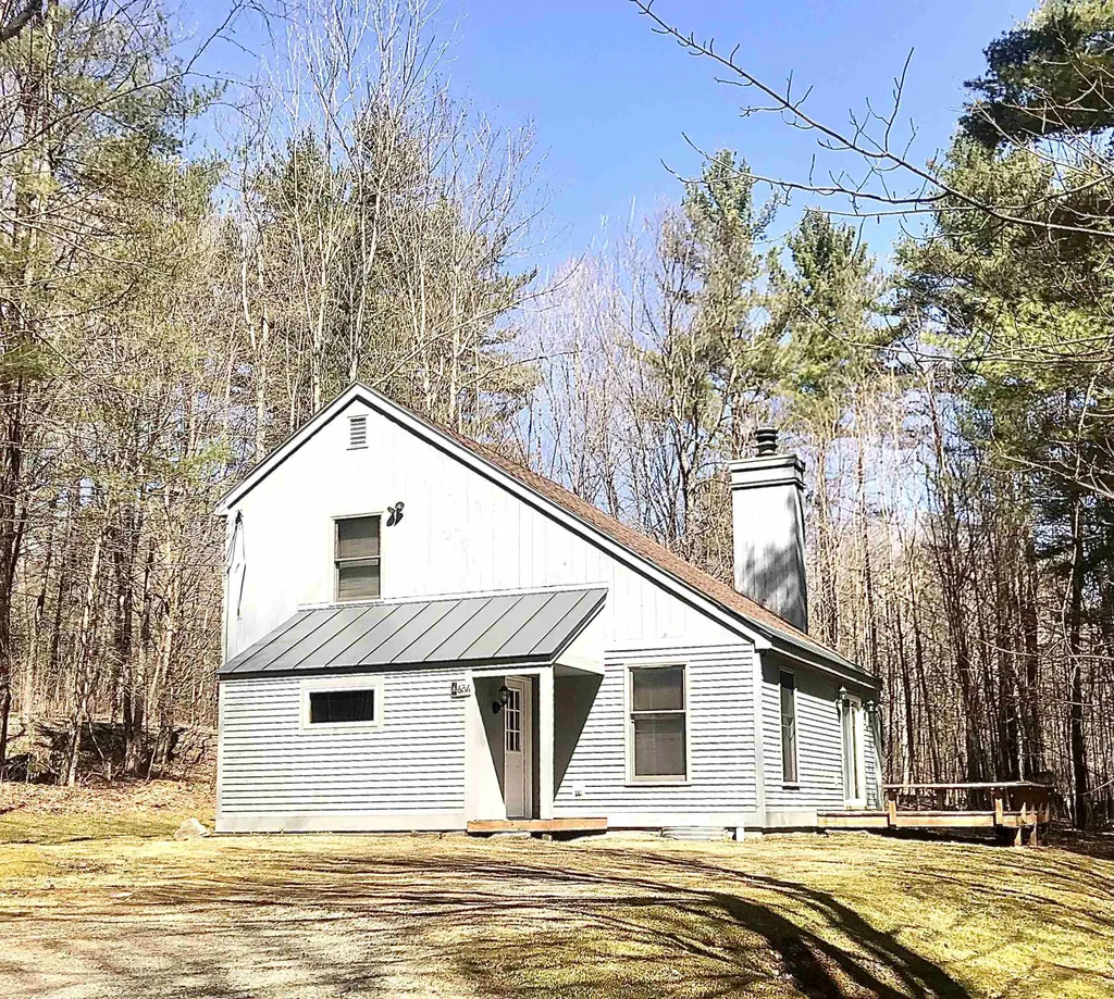 15 Frog Hollow Wilmington VT 05363