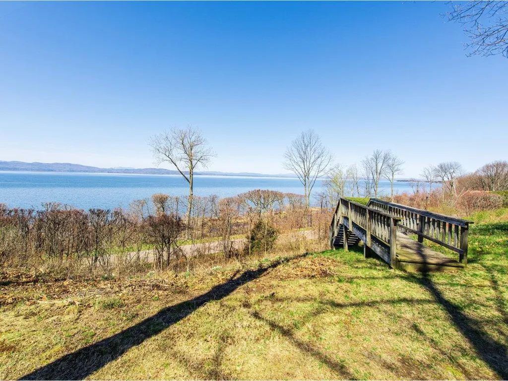 40 Northshore Drive Burlington VT 05408