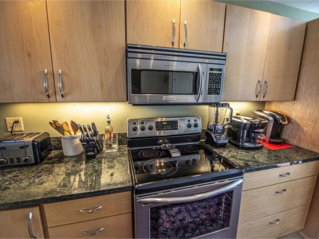 40 Northshore Drive Burlington VT 05408