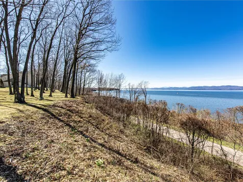 40 Northshore Drive Burlington VT 05408