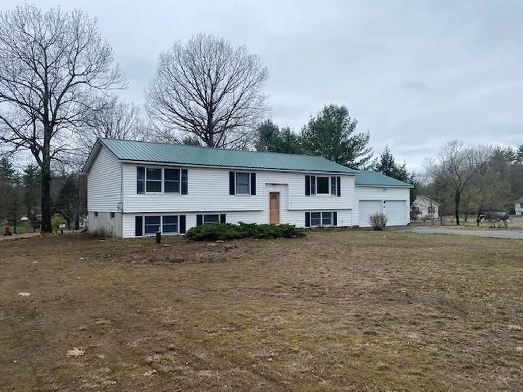 47 Fox Run Road Hinsdale NH 03451
