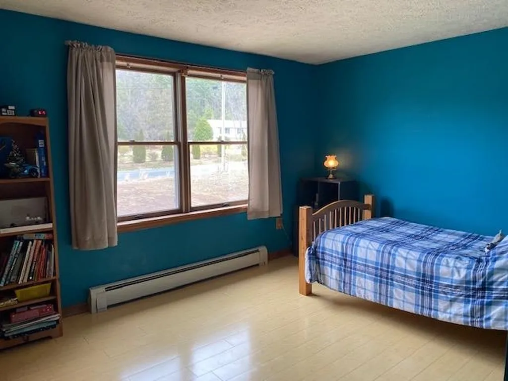 47 Fox Run Road Hinsdale NH 03451