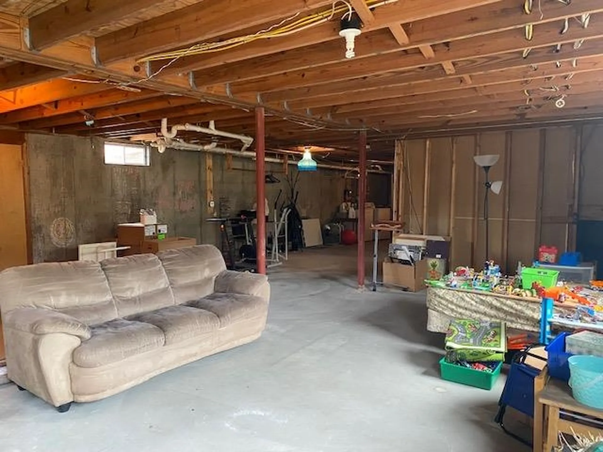 47 Fox Run Road Hinsdale NH 03451