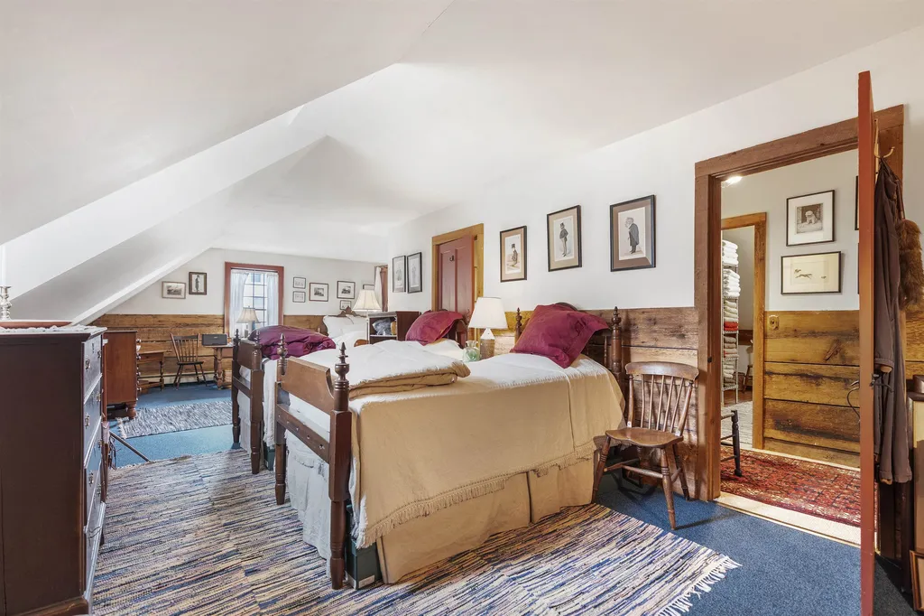 7 Brook Road Strafford VT 05072