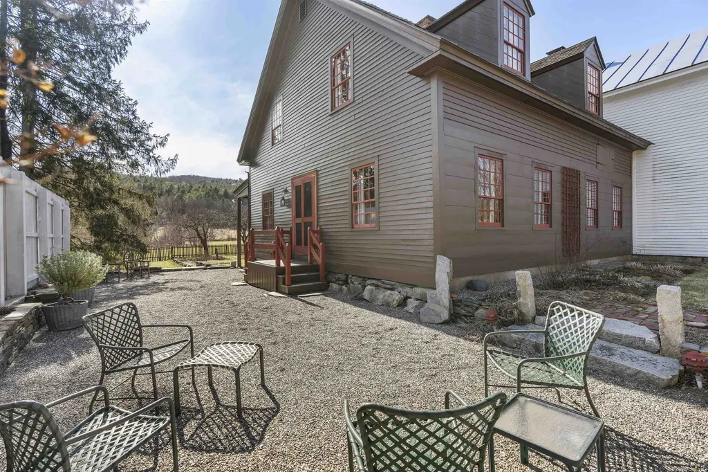 7 Brook Road Strafford VT 05072
