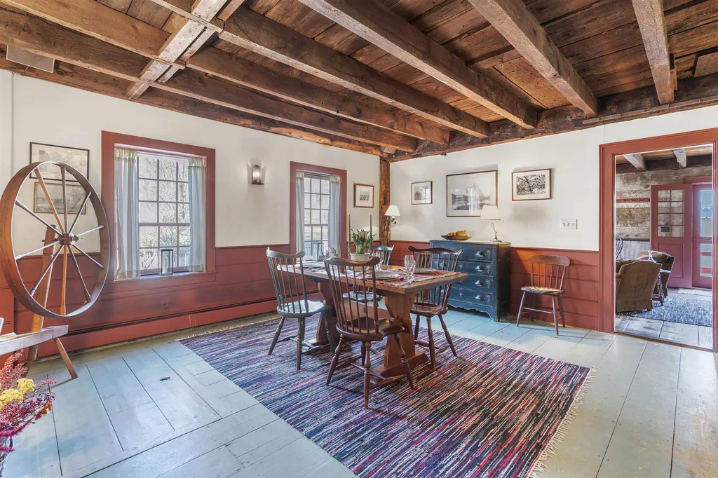 7 Brook Road Strafford VT 05072
