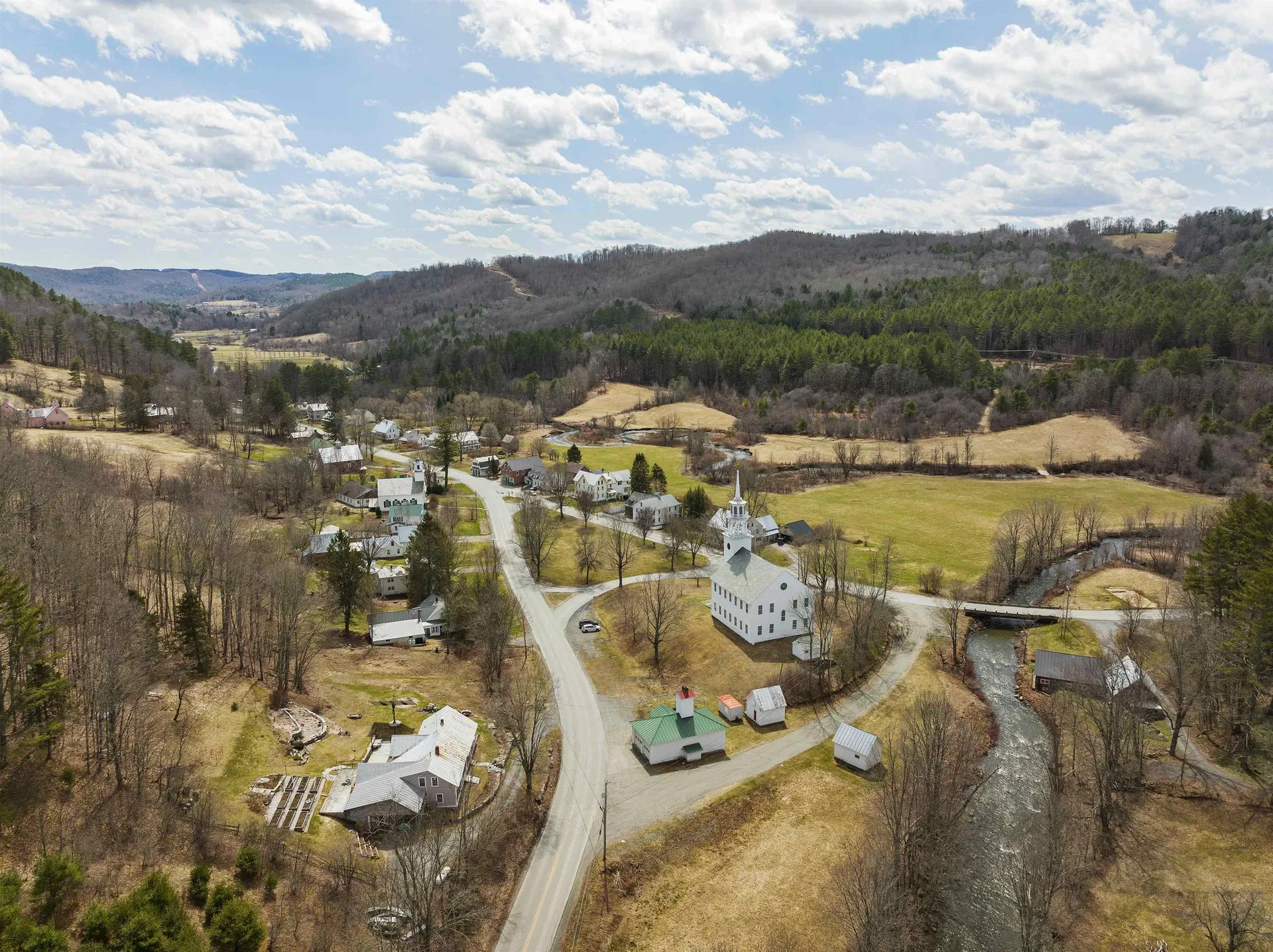 7 Brook Road Strafford VT 05072