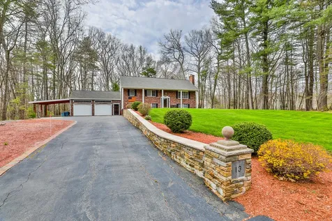 13 Norwood Road Salem NH 03079