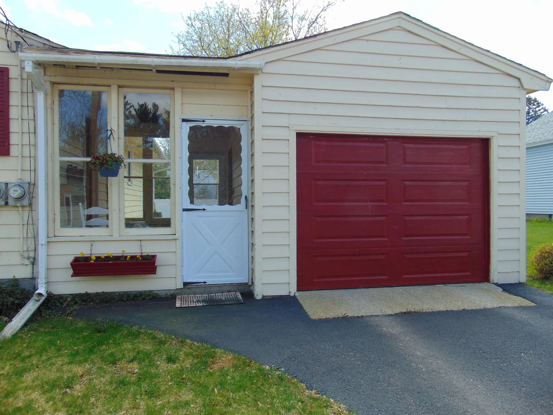 12 Wheeler Street Milford NH 03055
