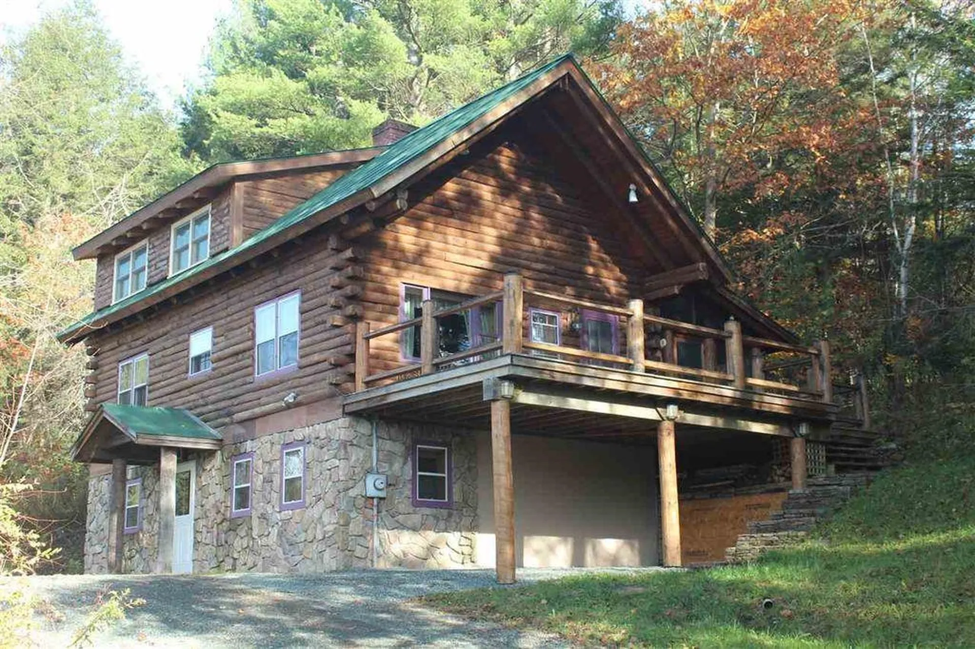 211 Wood Road Hartford VT 05059