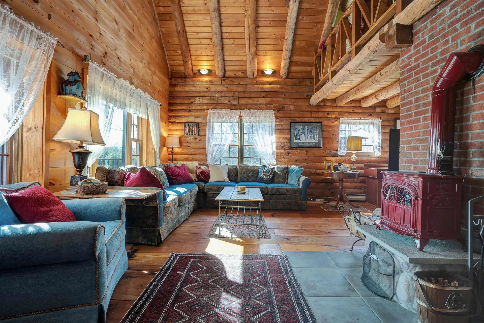 211 Wood Road Hartford VT 05059