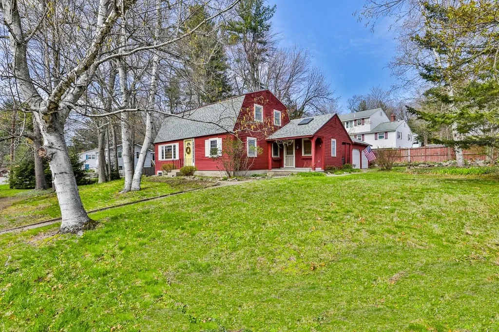 1 Cherokee Avenue Nashua NH 03062