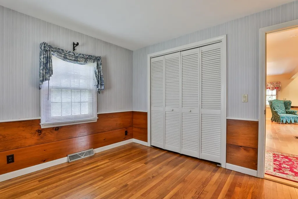 1 Cherokee Avenue Nashua NH 03062