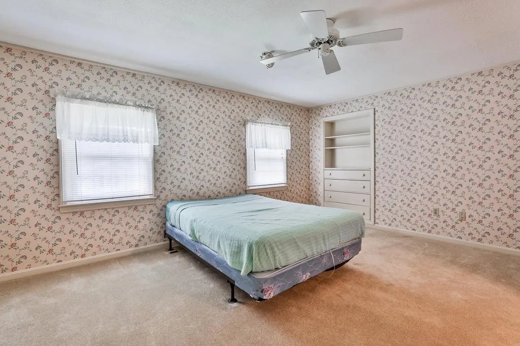 1 Cherokee Avenue Nashua NH 03062