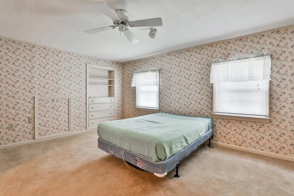 1 Cherokee Avenue Nashua NH 03062