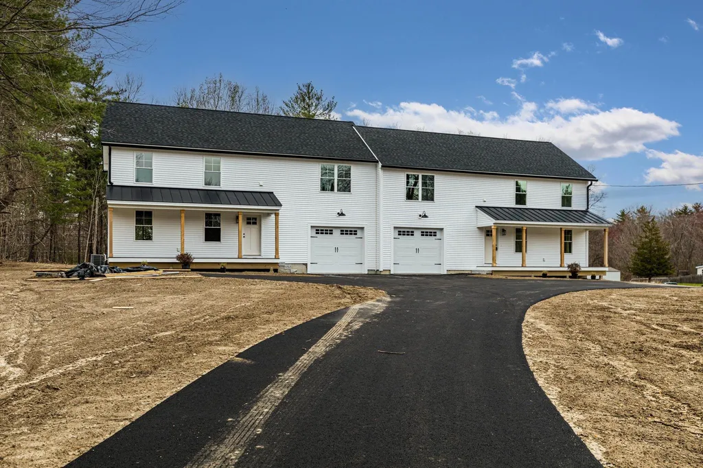 17 Page Road Kingston NH 03848