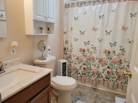 18 Kenyann Drive Wolfeboro NH 03894
