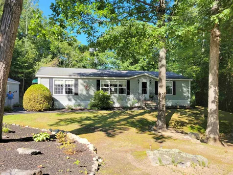 18 Kenyann Drive Wolfeboro NH 03894
