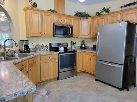 18 Kenyann Drive Wolfeboro NH 03894