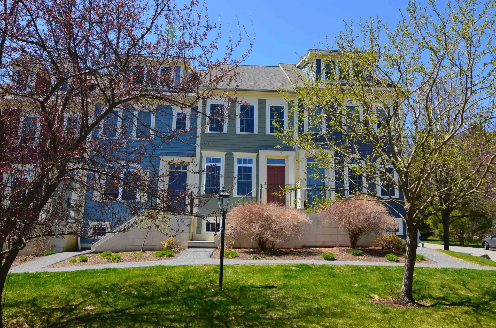 106 Barrister Drive Hartford VT 05001