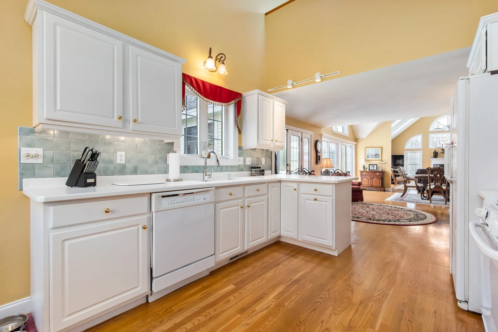 59 Hampton Meadows Hampton NH 03842