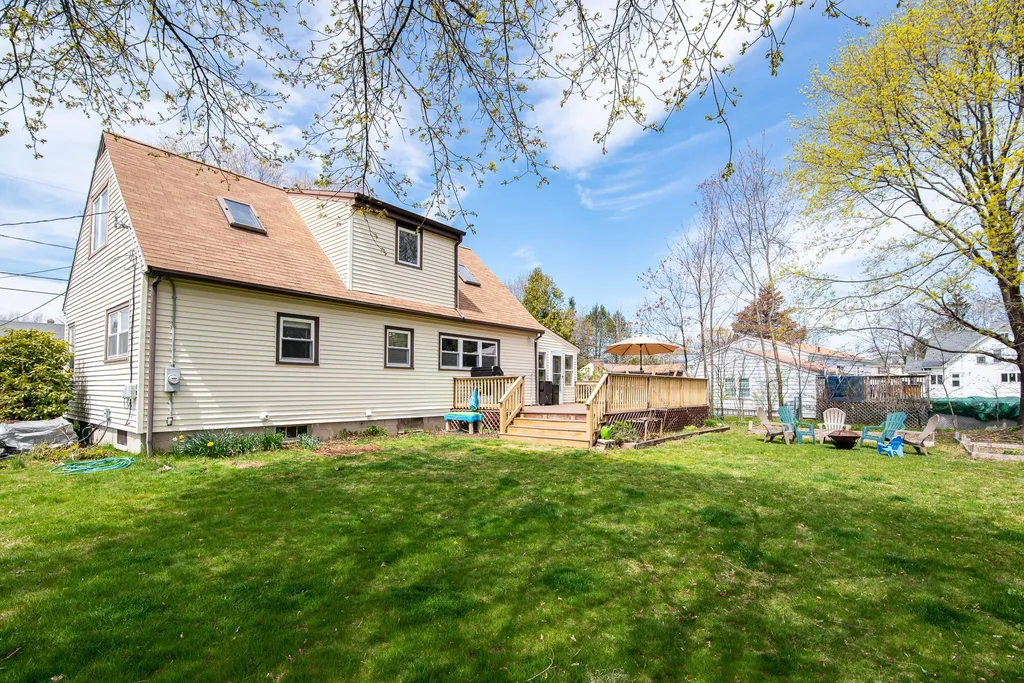 15 Tuck Road Hampton NH 03842