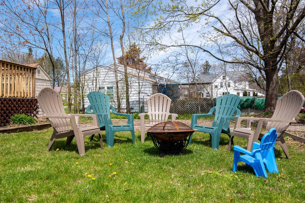 15 Tuck Road Hampton NH 03842