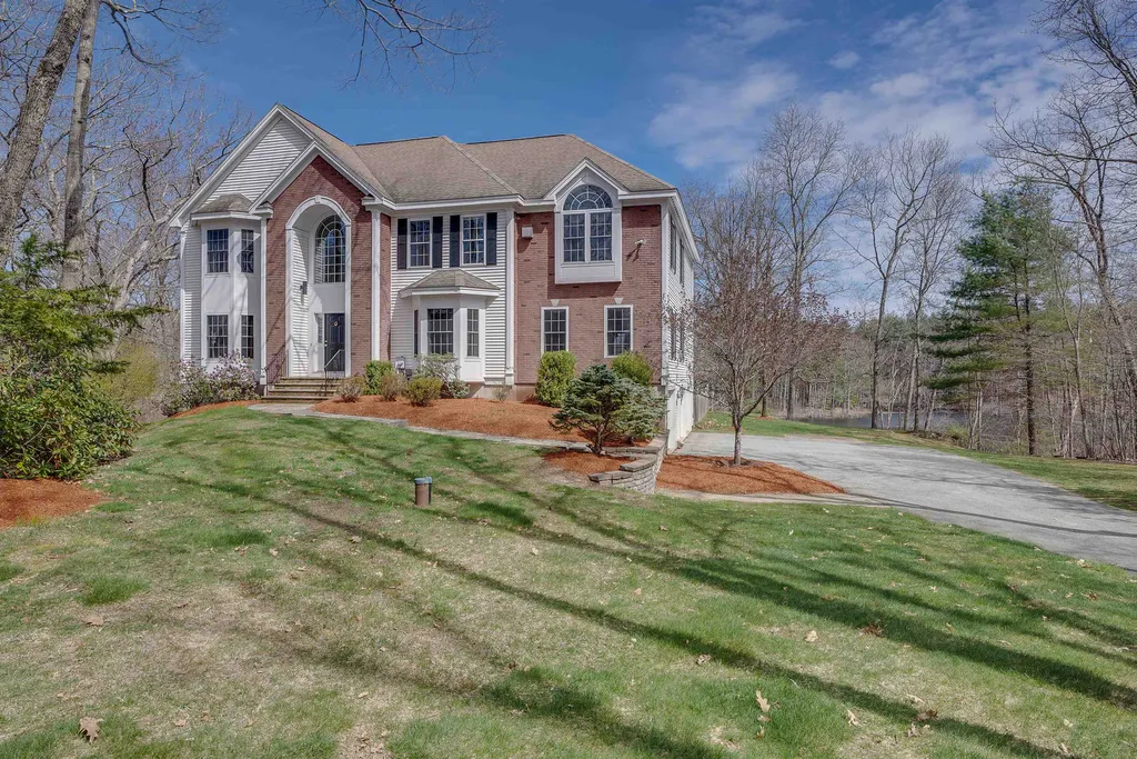 2 Quail Run Road Windham NH 03087