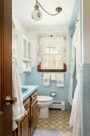 110 Brookdale Road Salem NH 03079