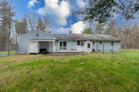 110 Brookdale Road Salem NH 03079